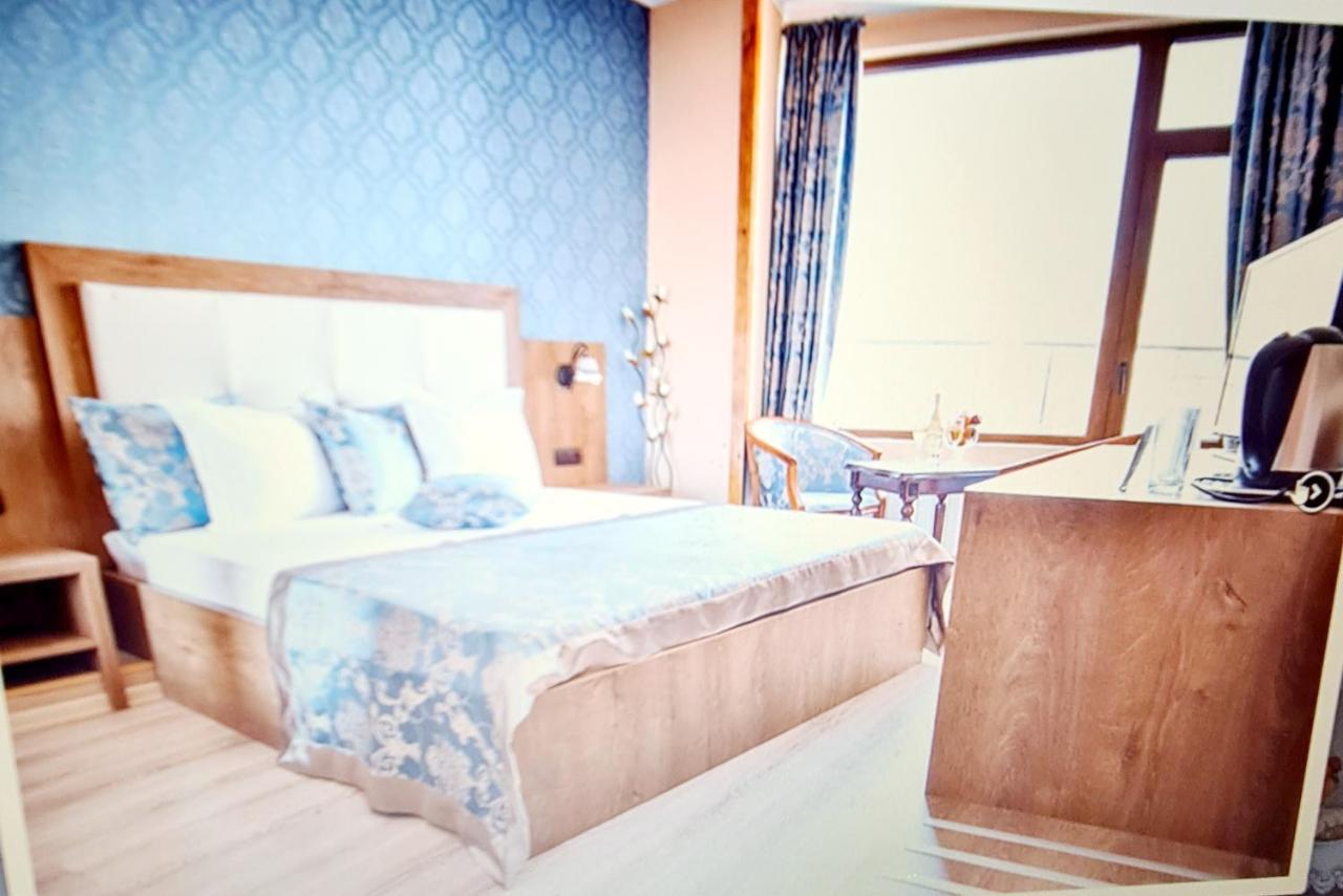 Lucky Hotel Veliko Tarnovo Exterior photo