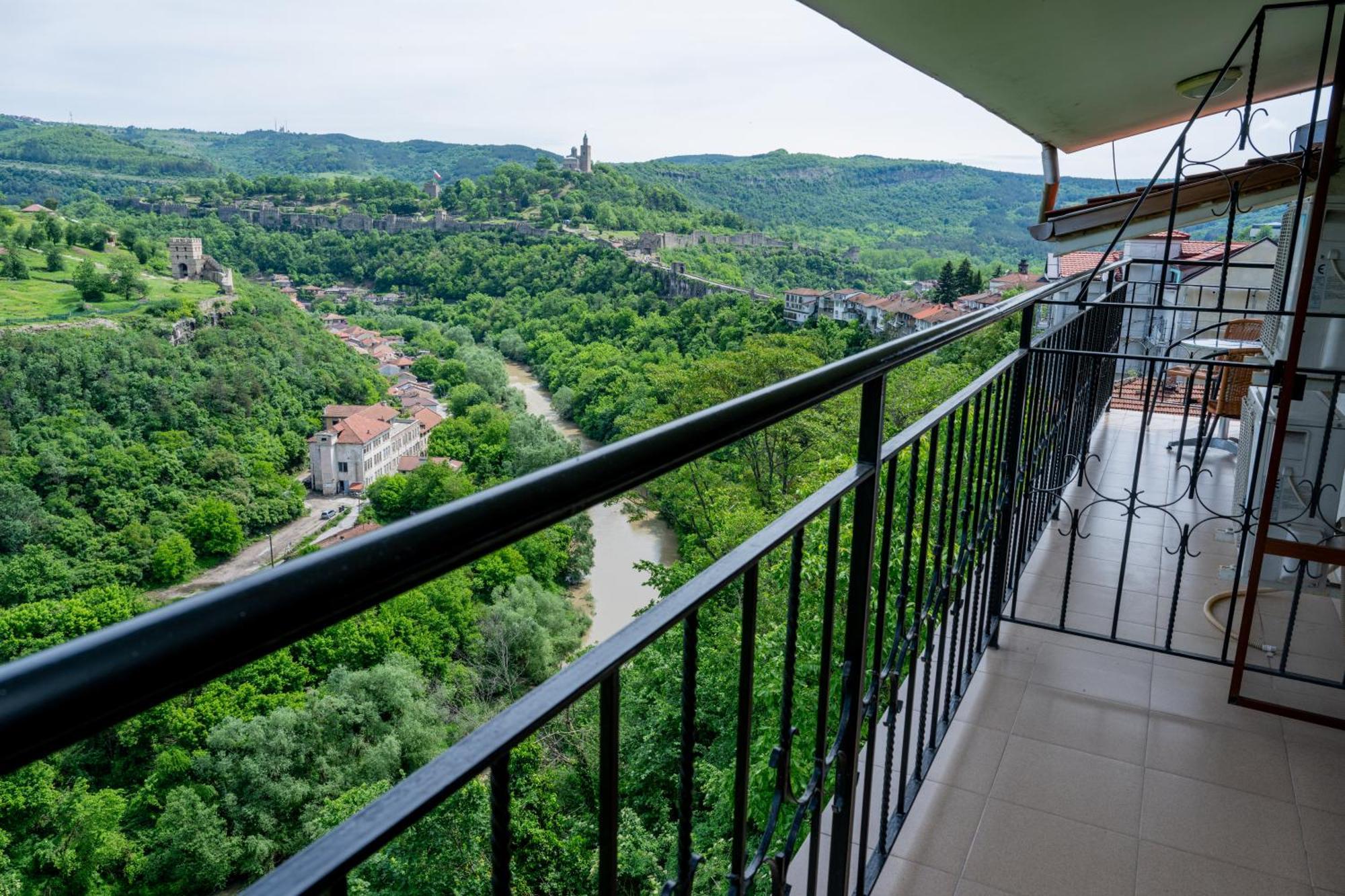 Lucky Hotel Veliko Tarnovo Exterior photo