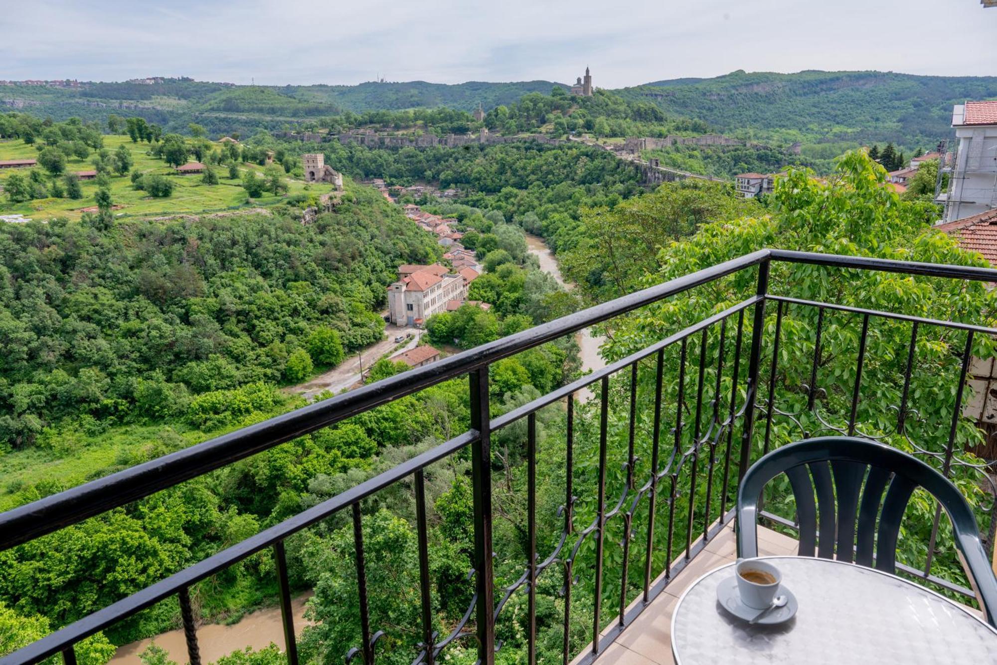 Lucky Hotel Veliko Tarnovo Exterior photo